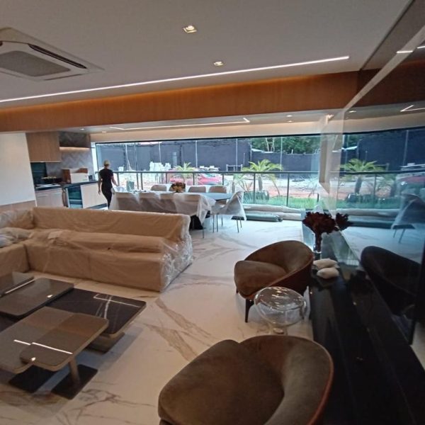 STAND DE VENDAS - APARTAMENTO DECORADO ÚNICA CV